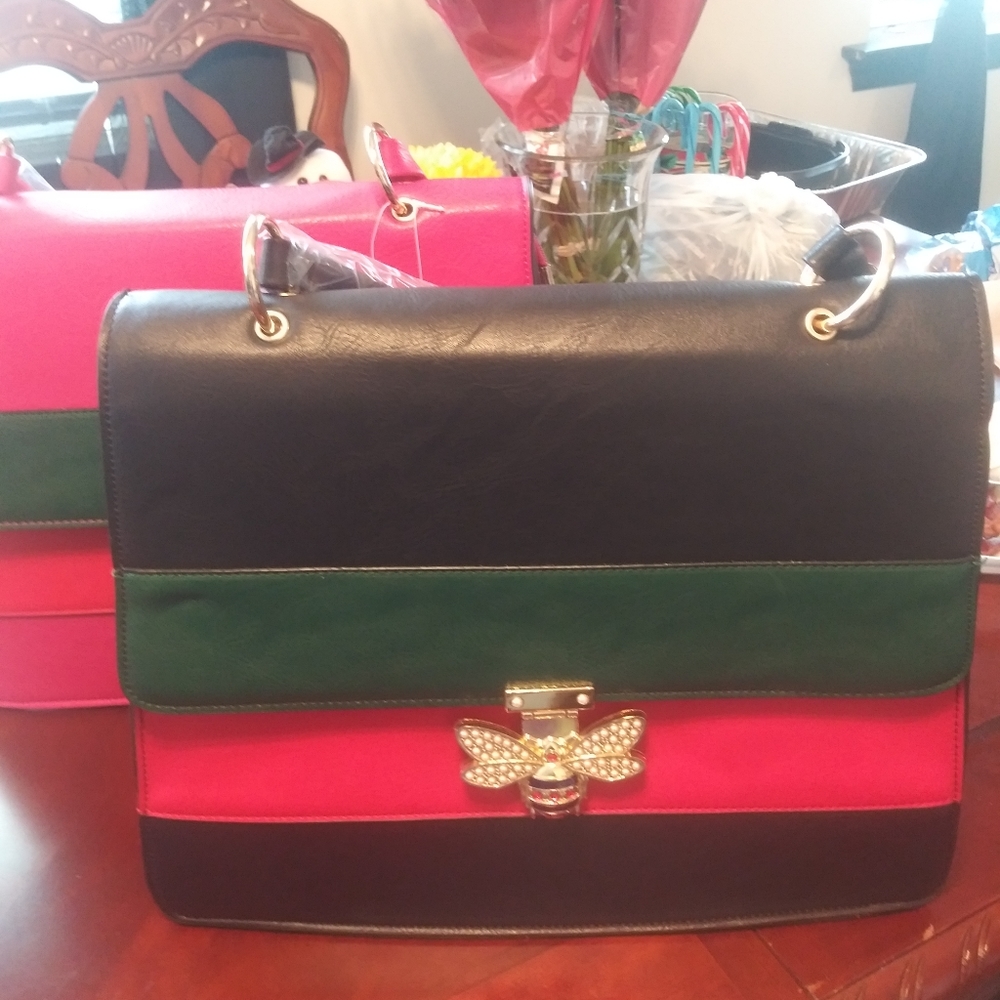 Womens Handbag - Picture 4 of 6